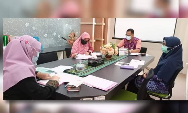 MENINDAKLANJUTI SURAT SEKDA PROVINSI NTB, DIREKTUR GELAR RAPAT PIMPINAN 