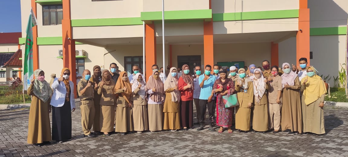 DIREKTUR APRESIASI PARA AKTRIS, AKTOR DAN SEMUA PIHAK YANG TELAH BERPARTISIPASI DALAM PEMBUATAN  VIDEO PENDEK ‘CONTIUNITY OF CARE FROM HOSPITAL TO COMUNITY”