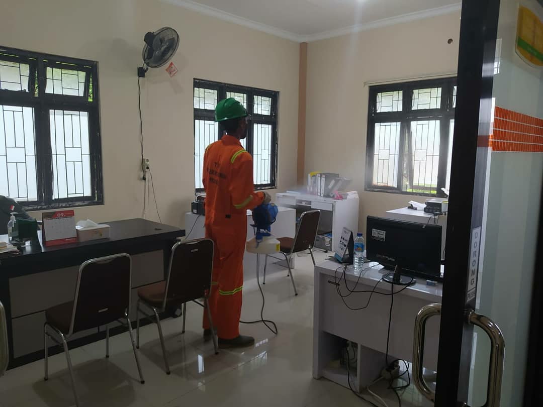 KERJASAMA DENGAN DINAS KESEHATAN PROVINSI NTB, RSJMS LAKUKAN DESINFEKSI BERKALA