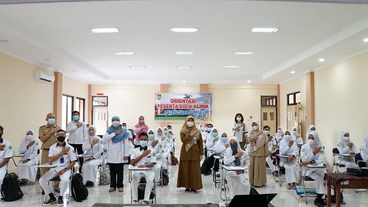 PEMBUKAAN ORIENTASI DAN PENGAMBILAN SUMPAH KERAHASIAAN REKAM MEDIK BAGI PESERTA DIDIK YANG AKAN MENJALANI PRAKTIK DI RSJMS