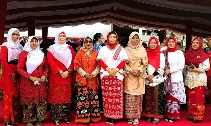 DIREKTUR RSJ MUTIARA SUKMA MENGIKUTI UPACARA HARI KEMERDEKAAN RI DI KANTOR GUBUERNUR